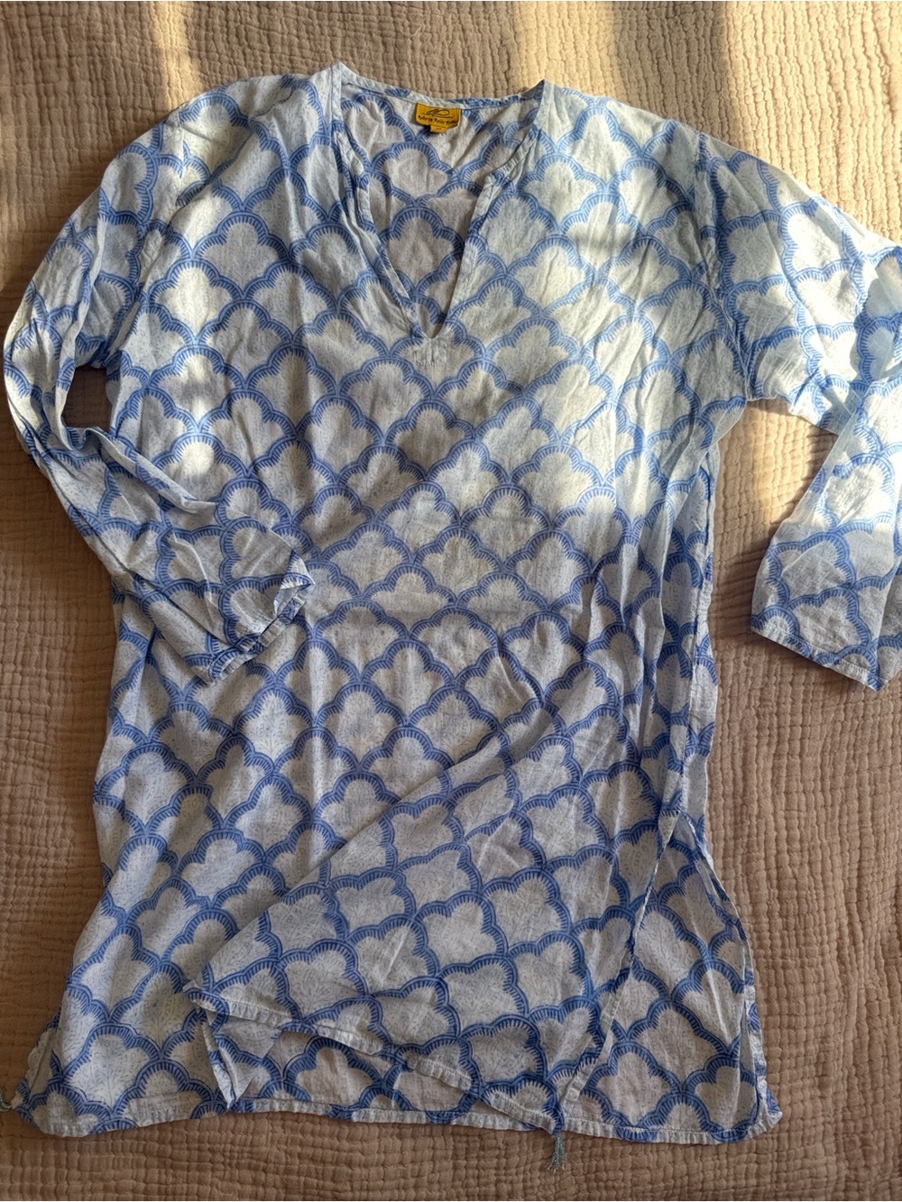 Roberta Roller Rabbit Blue Patterned V-Neck Women’s Tunic Top M
